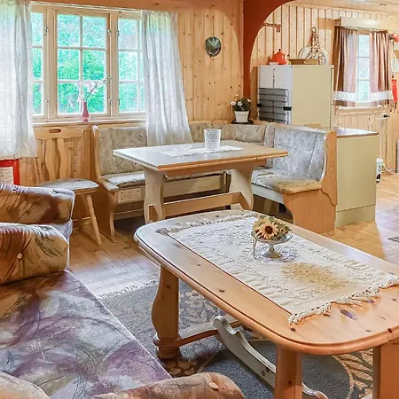 4 Bedroom Lovely In * Nordfjordeid